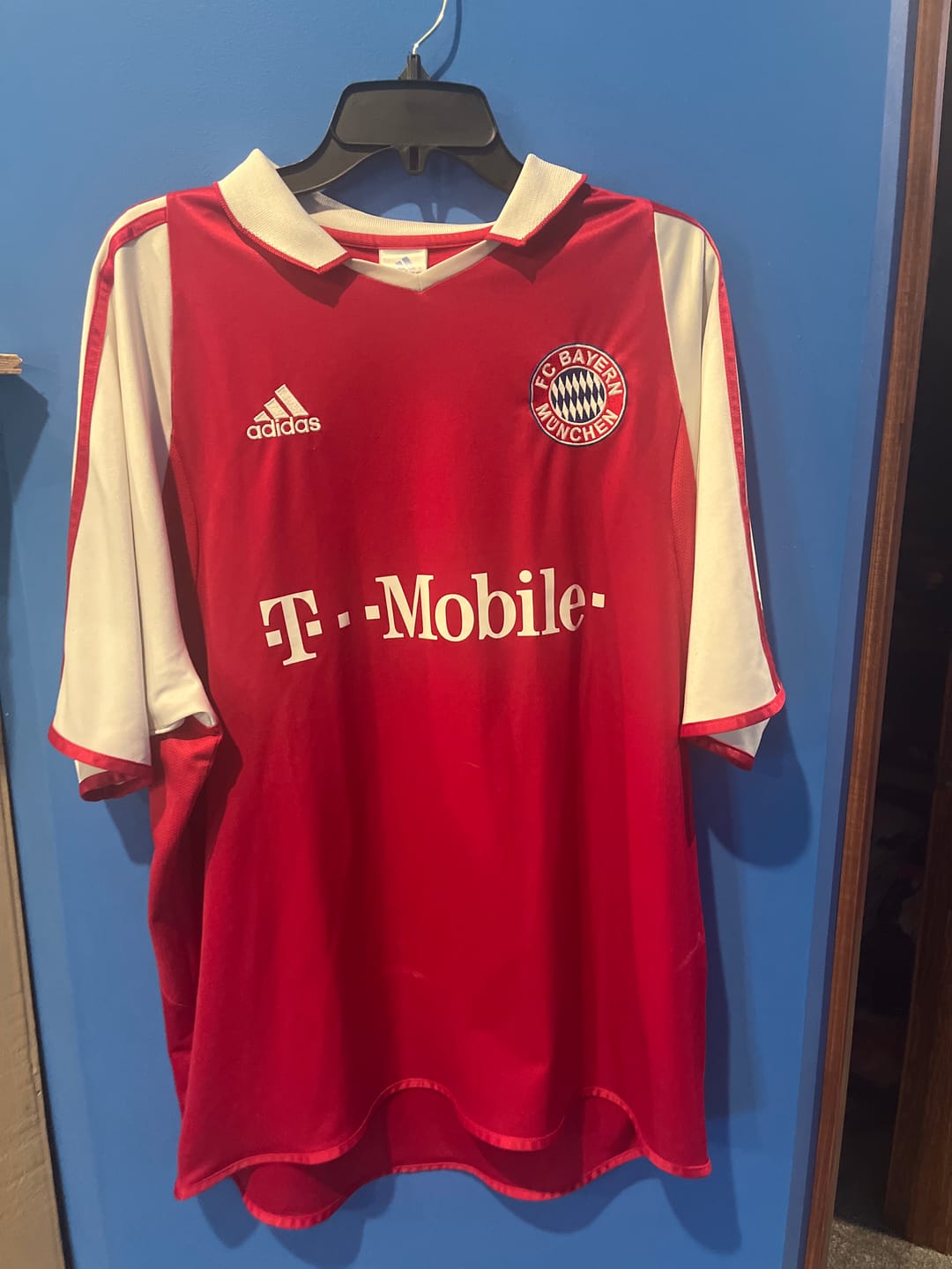 Customer photo review of RETRO Mystery Football Shirt