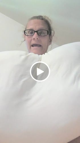 Customer video review of The Marshmalloo Pillow