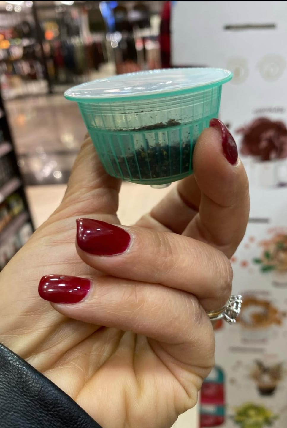 Customer photo review of 16 capsule di Ymala Tisana ai frutti di bosco