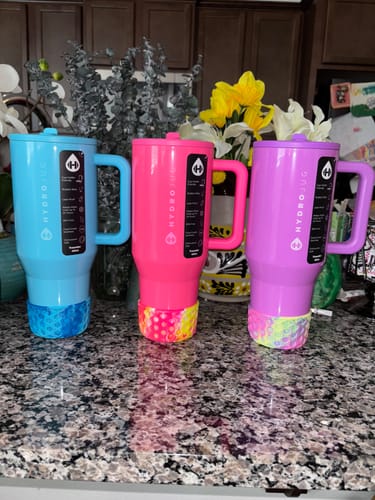 Customer photo review of SPOOKY WAFFLE Tumbler Boot -fits 20-40oz New!