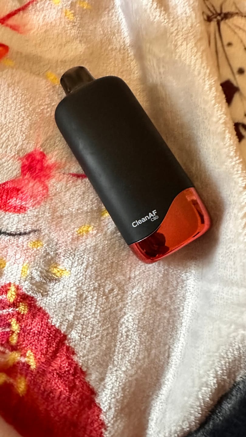 Customer photo review of Watermelon Ice CBD Vape Pen