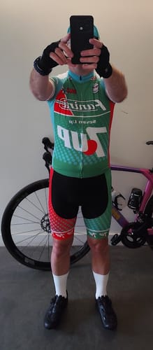 Customer photo review of MIKO Purple Retro Short Sleeve Cycling Kit