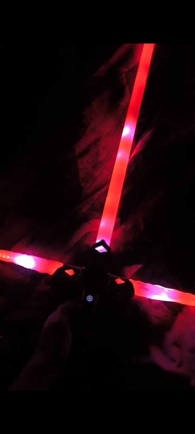 Customer photo review of King Crossguard NEO PIXEL Lightsaber (Exclusivo)
