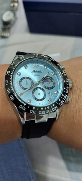 Customer photo review of OLEVS - Master