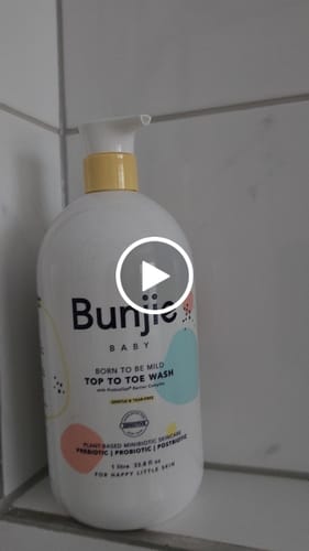 Customer video review of Super Size Top to Toe Wash & Bubble Bath 1L