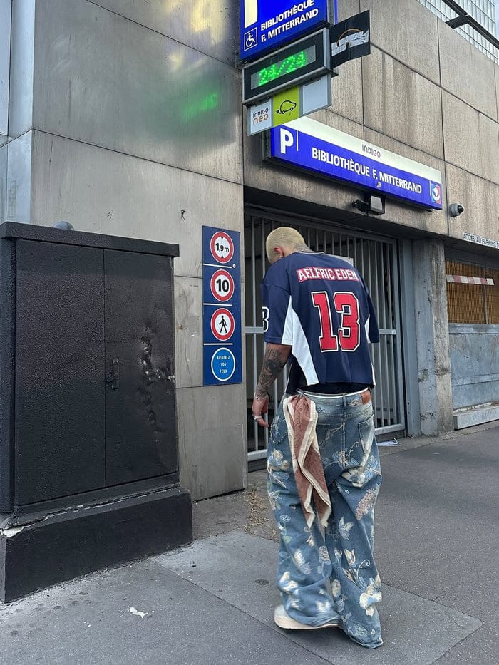 Customer photo review of Aelfric Eden Floral Baggy Jeans