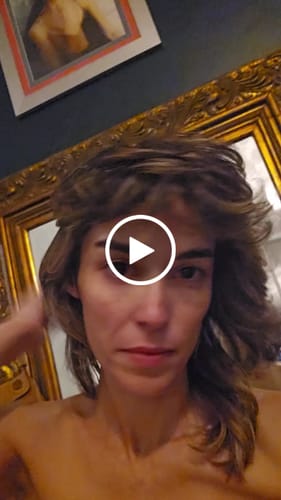 Customer video review of Anti Frizz Mandatory Protector Reconstructor Shine Fluid 200ml - Souple Liss