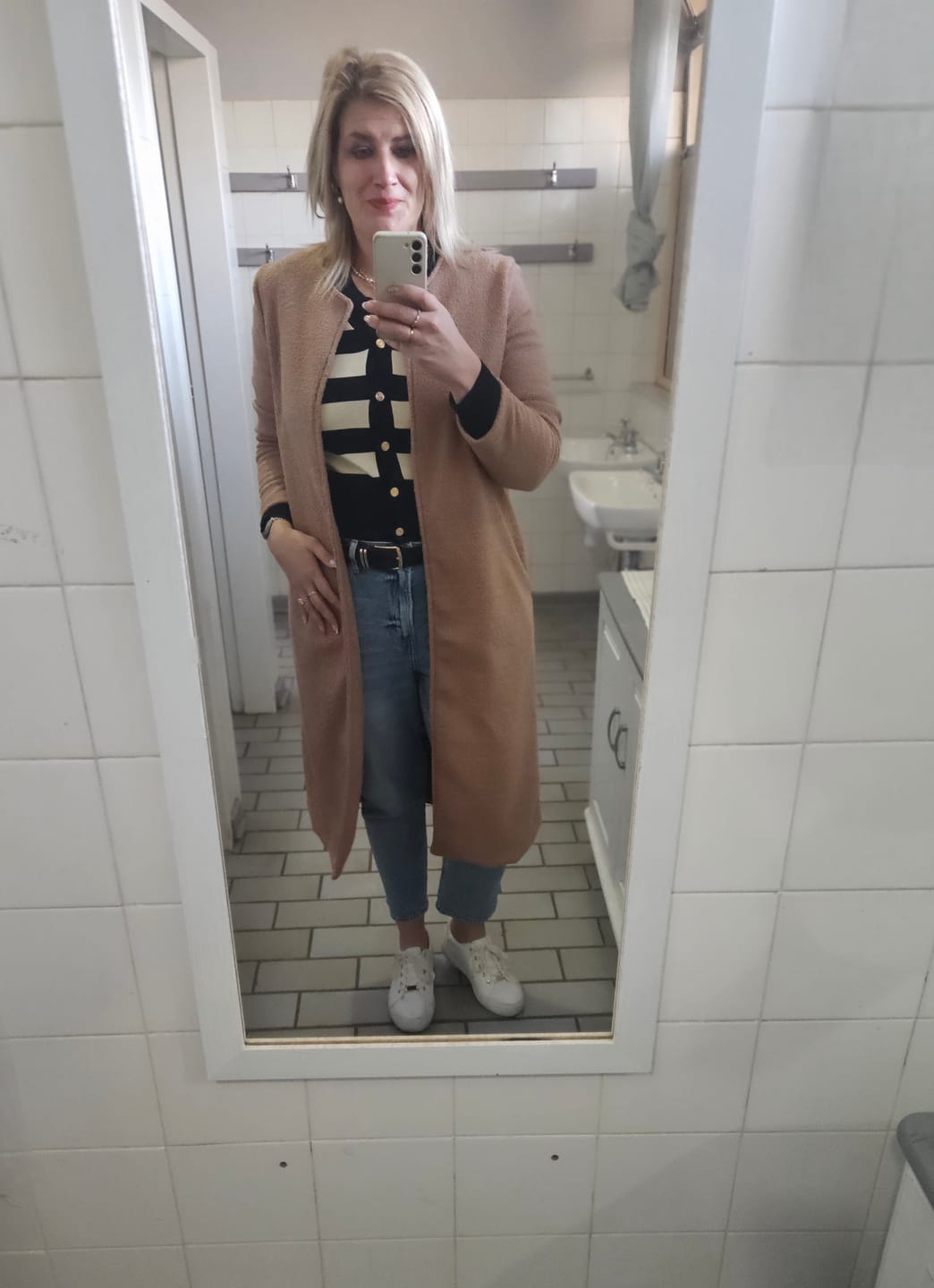 Customer photo review of THICK STRIPE KNIT