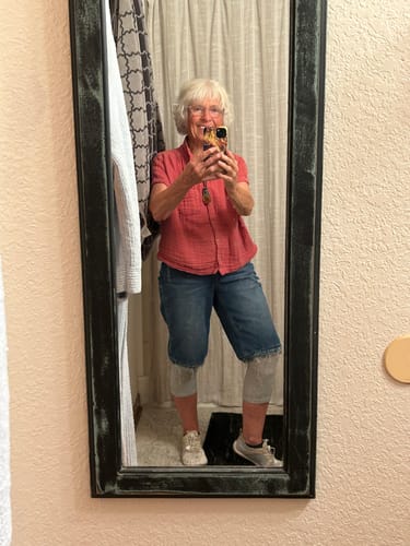 Customer photo review of Premium Bamboo Knee Sleeve (Single)