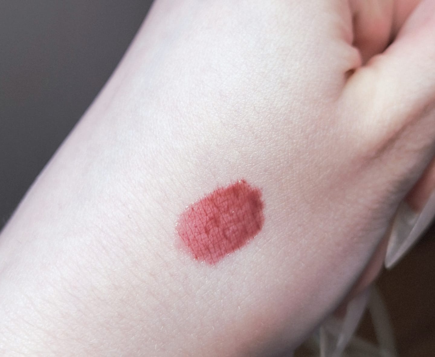 Customer photo review of Glancēta mitrinošā tinte lūpām Rom&nd Dewyful Water Tint