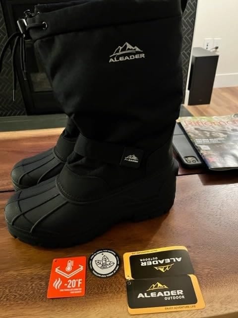 Customer photo review of Aleader Men's Winter Waterproof Insulated Shell Outdoor Snow Boots