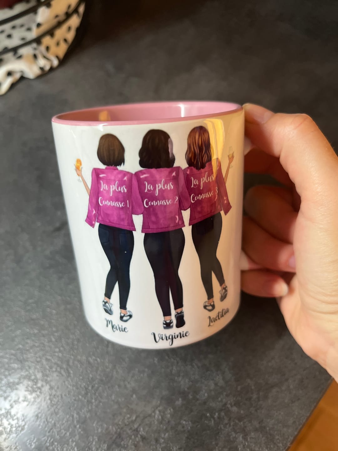 Customer photo review of Jusqu'à 5 Meilleures Amies | Mug Personnalisé