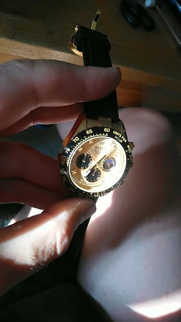 Customer photo review of OLEVS - Master