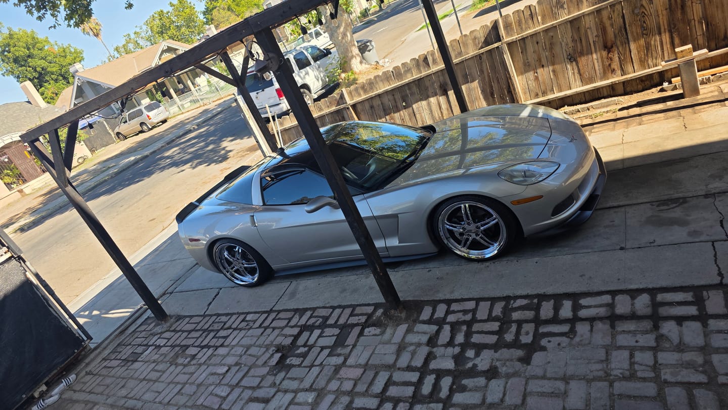 Customer photo review of Corvette C6 Base Model Aerodynamic Body Kit | ZR1 Extended Package