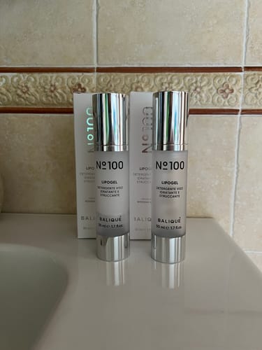 Customer photo review of N°100 LIPOGEL - Detergente viso
