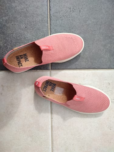 Customer photo review of Virunga W Faded Rose