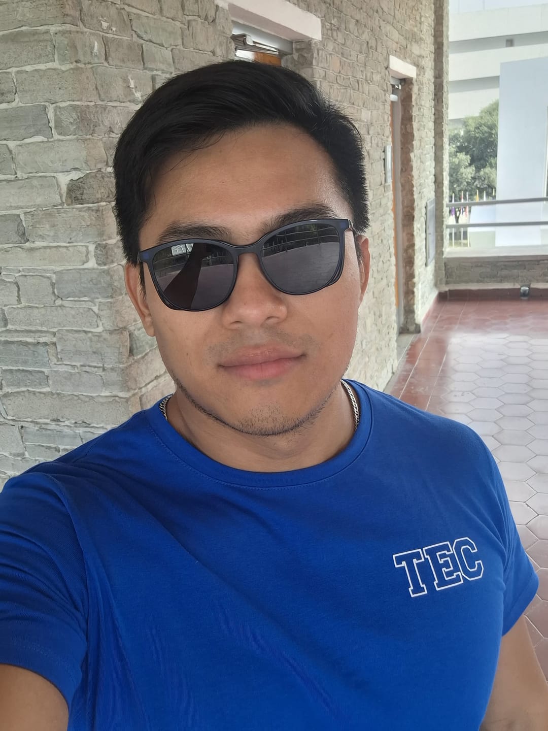 Customer photo review of Playera casual TEC costado TEC azul CM