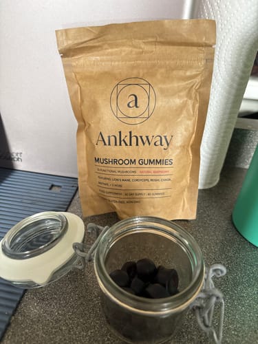Customer photo review of 2-Month Mushroom Gummies