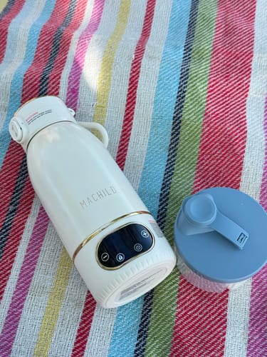 Customer photo review of Tragbarer Fläschchenwärmer + Milchpulverbox + Schnell-Ladegerät