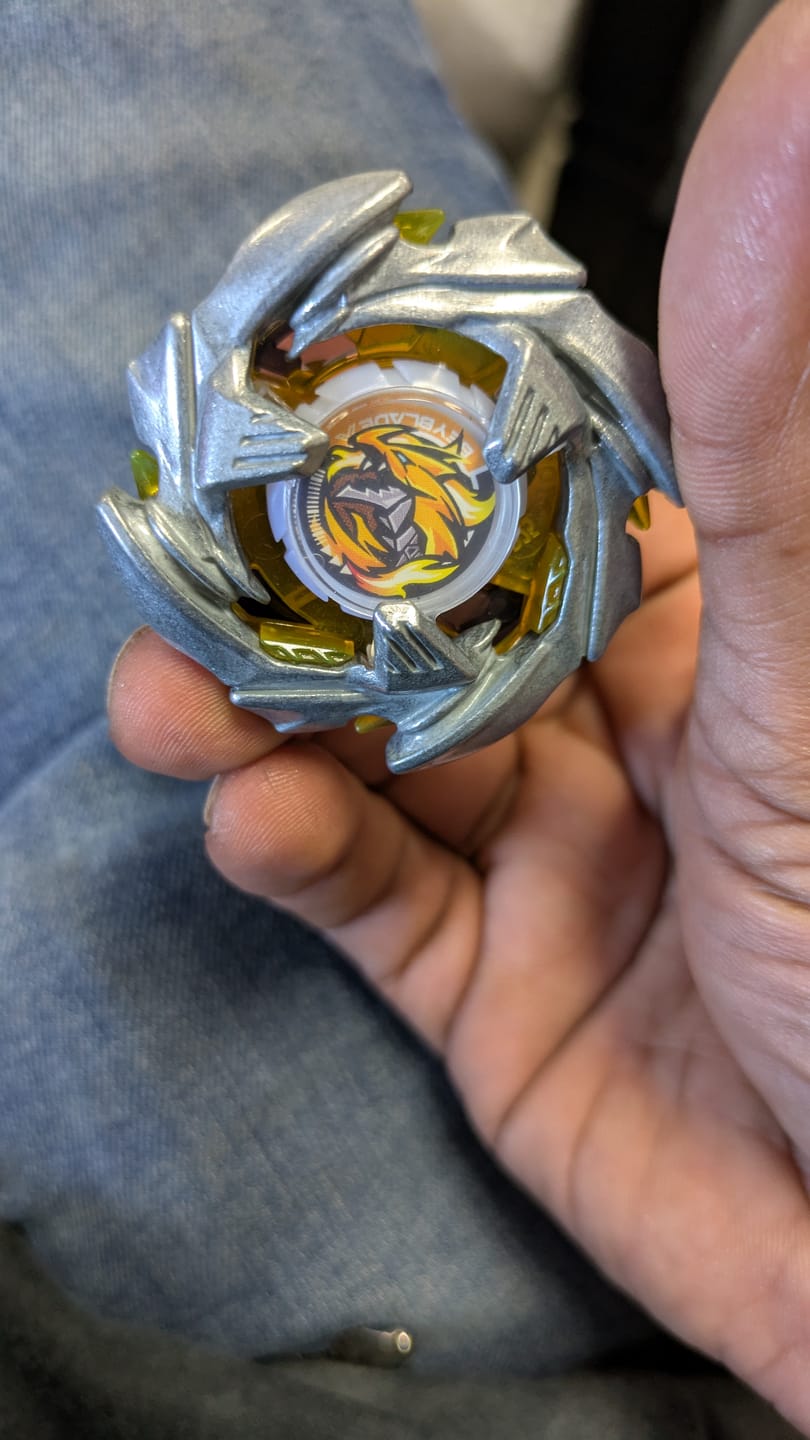 Customer photo review of [Pre-Order] Takara Tomy Beyblade X CX-08 CerberusFlame W5-80WB Vol 7 Random Booster
