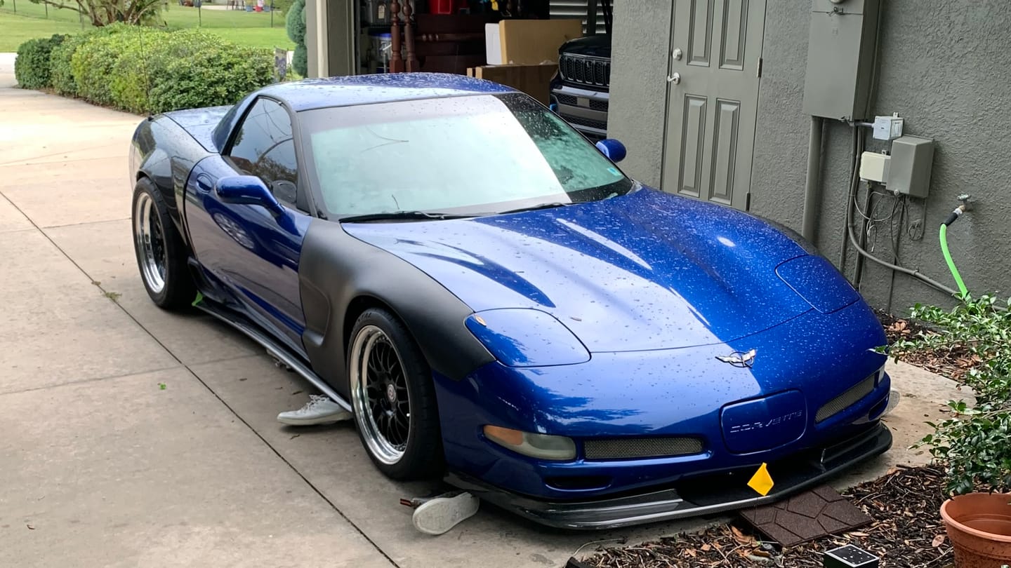 Customer photo review of Chevrolet Corvette C5 Front Splitter & Side Skirts