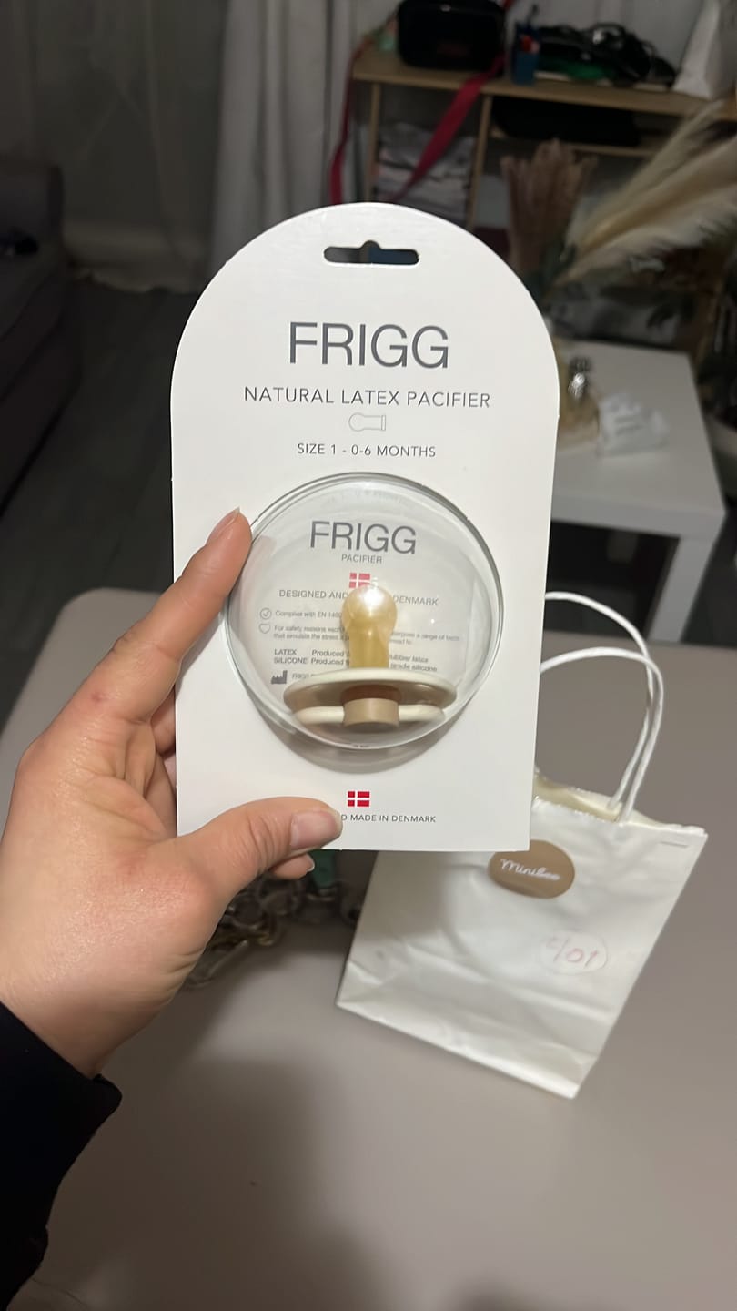 Customer photo review of Chupete Frigg Viking Sigrid Caucho Talla 1 (0-6 meses)