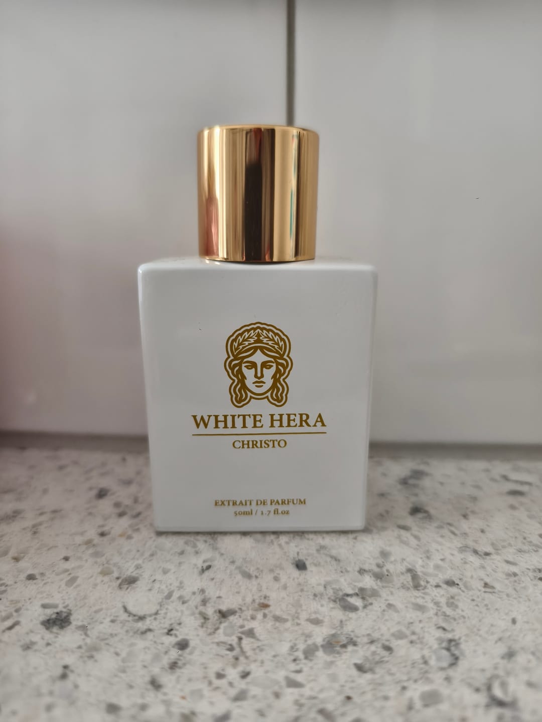 Customer photo review of WHITE HERA - Damen Parfum