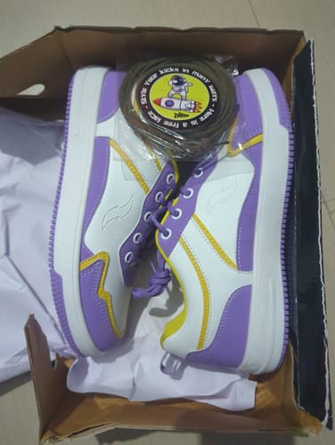 Customer photo review of IVY Lavender Yellow