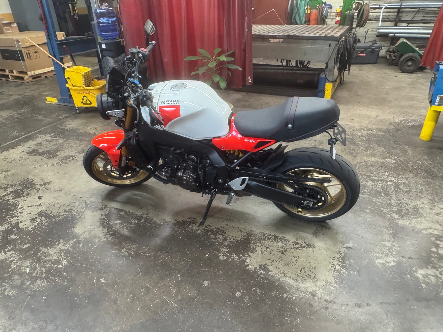 Customer photo review of XSR900 Tail Tidy Kit - 2022+