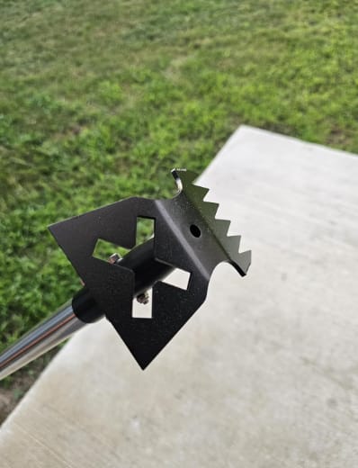 Customer photo review of GardenMate™ - Uprooting Tool Pro