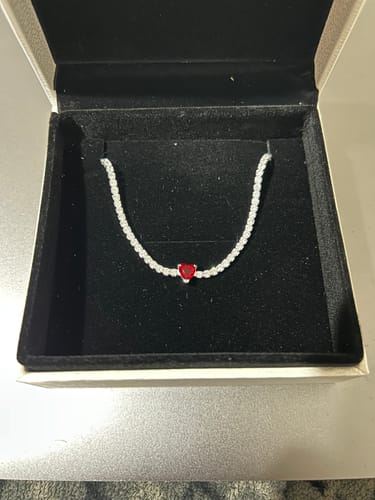 Customer photo review of PULSERA PANDORA TENIS CORAZON ROJO + KIT DE REGALO