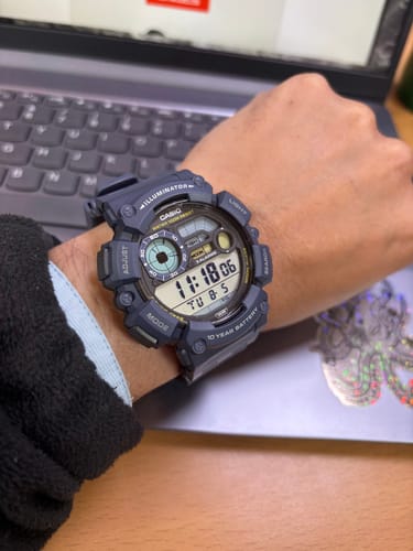 Customer photo review of Reloj Casio Vintage Fishing Gear  WS-1500H-2AV Azul