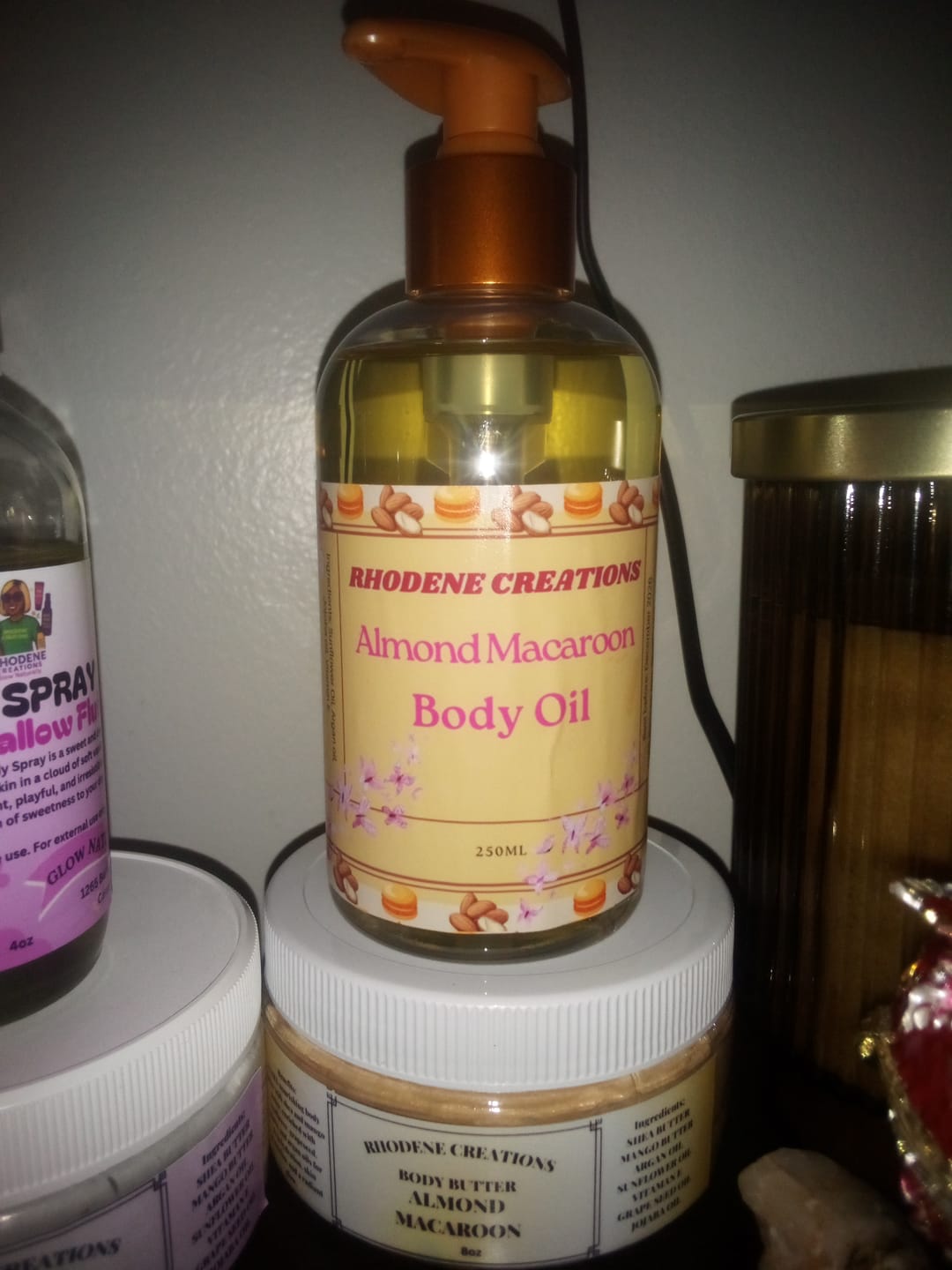 Customer photo review of Almond Macaroon body oil