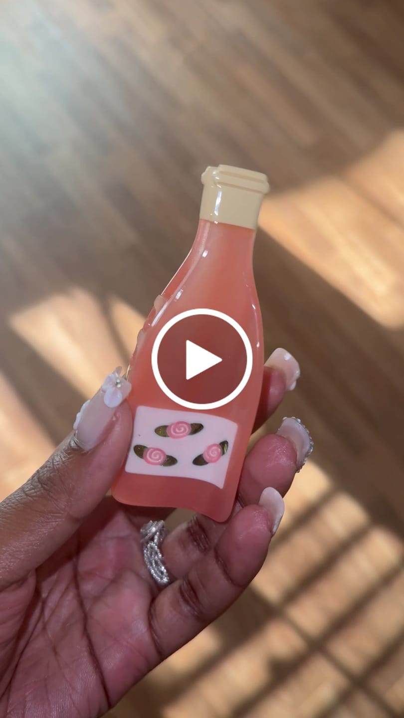 Customer video review of Large Rose Wine Bottle Hair Claw Clip