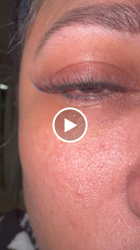 Customer video review of Venus Lash Kit