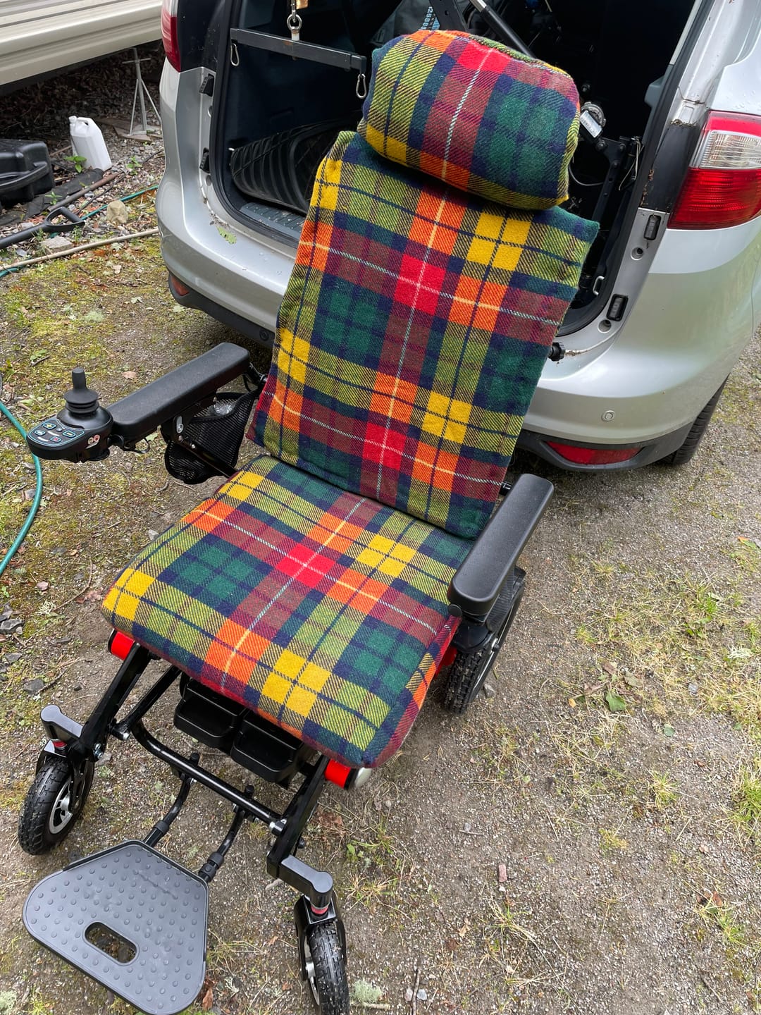 Customer photo review of 24V 12Ah Lithium-ion Battery for V3 Freedom Pro Powerchair