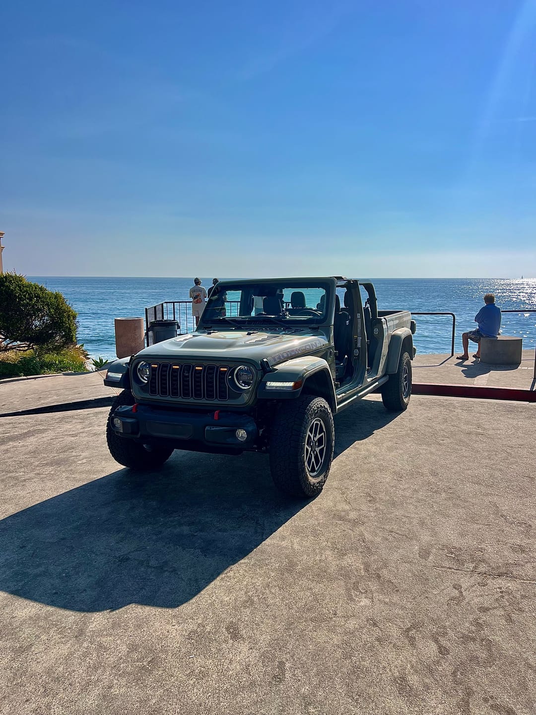 Customer photo review of Prerunner Amber/RGB Grille Lights for 24-25 JL JT Grille