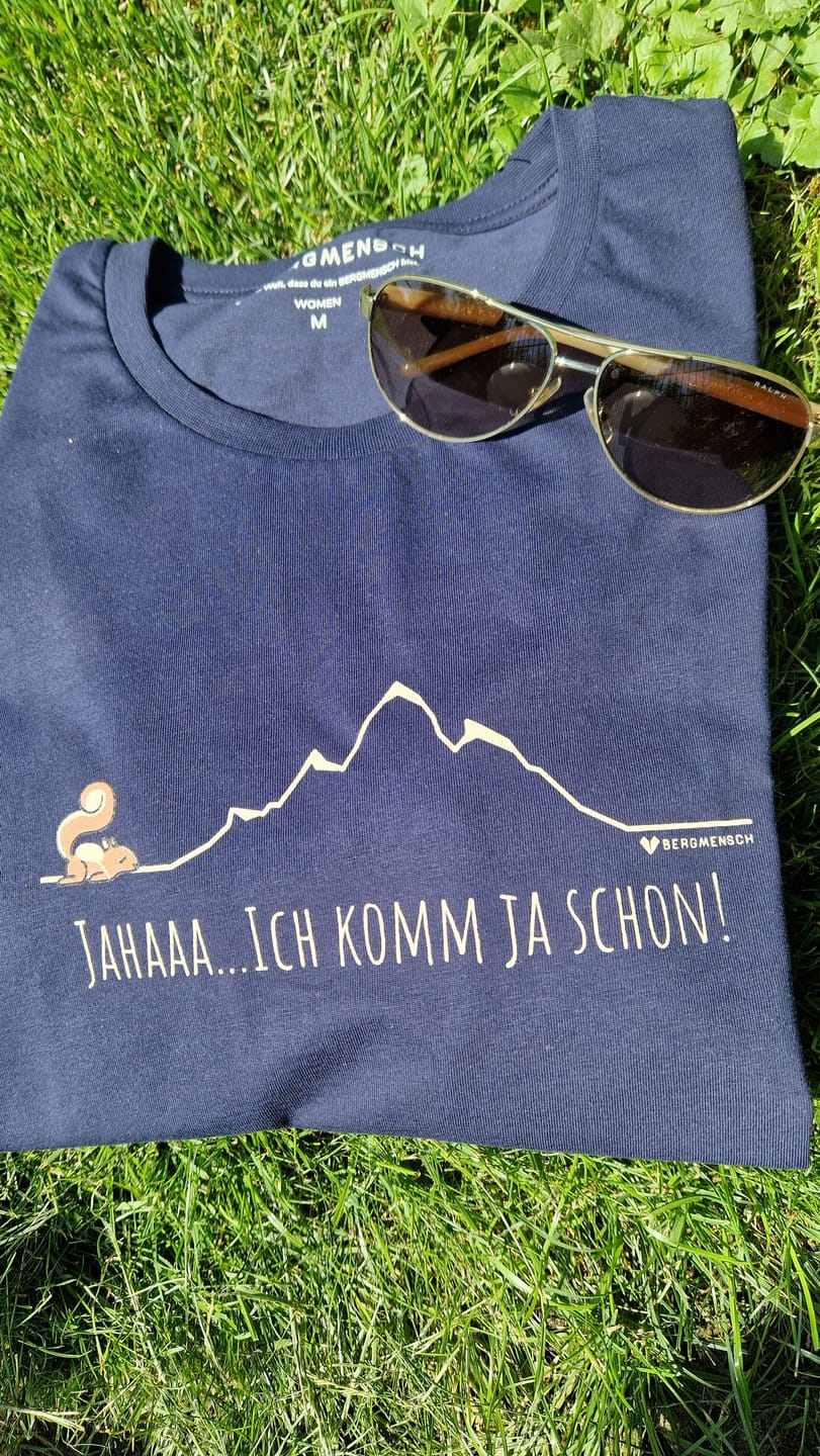 Customer photo review of Ich komm ja schon - Damen Premium Organic Shirt