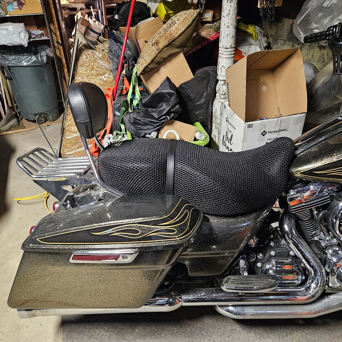Wind Rider mesh seat cover on a Harley Davidson Street Glide Special