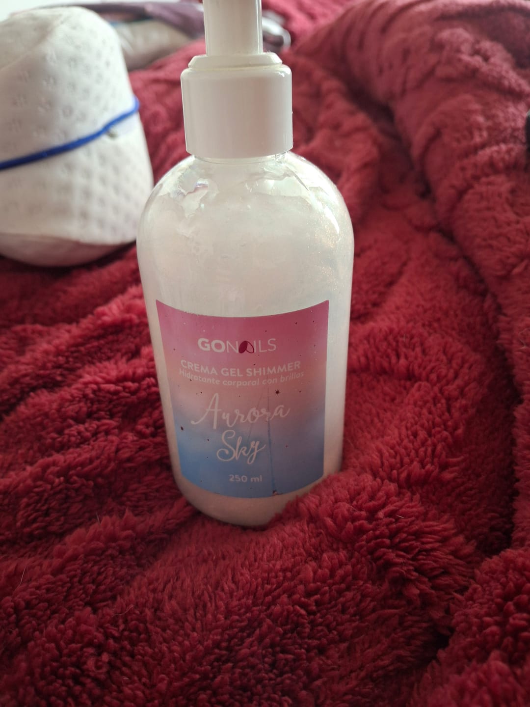 Customer photo review of Crema Gel Shimmer - Hidratante Corporal con Brillos Aurora Sky 250 ml