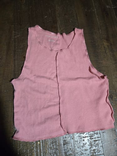 Customer photo review of American Eagle Outfitters Women's Secondhand Wholesale Clothing