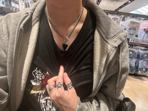 Customer photo review of LoveChains™ -  Cone Pendant Choker