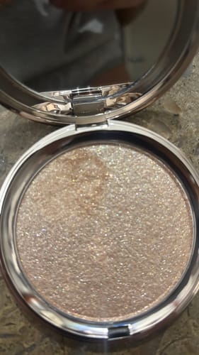 Customer photo review of ILUMINADOR EFECTO HÚMEDO SUBLIME