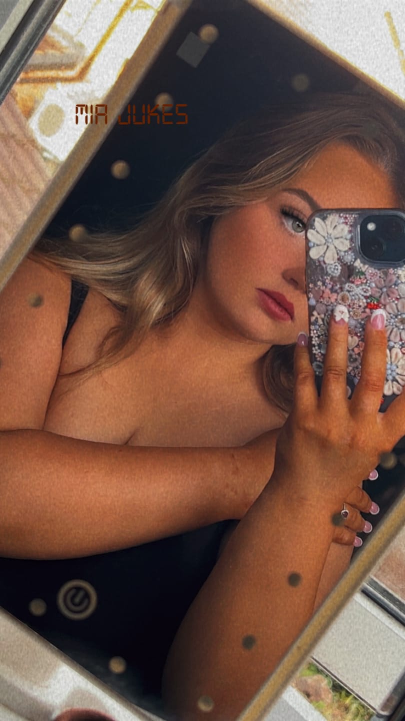 Customer photo review of You Make Me Foam - Tanning Mousse