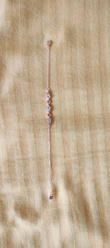 Customer photo review of Rose Gold Interlocked Bracelet