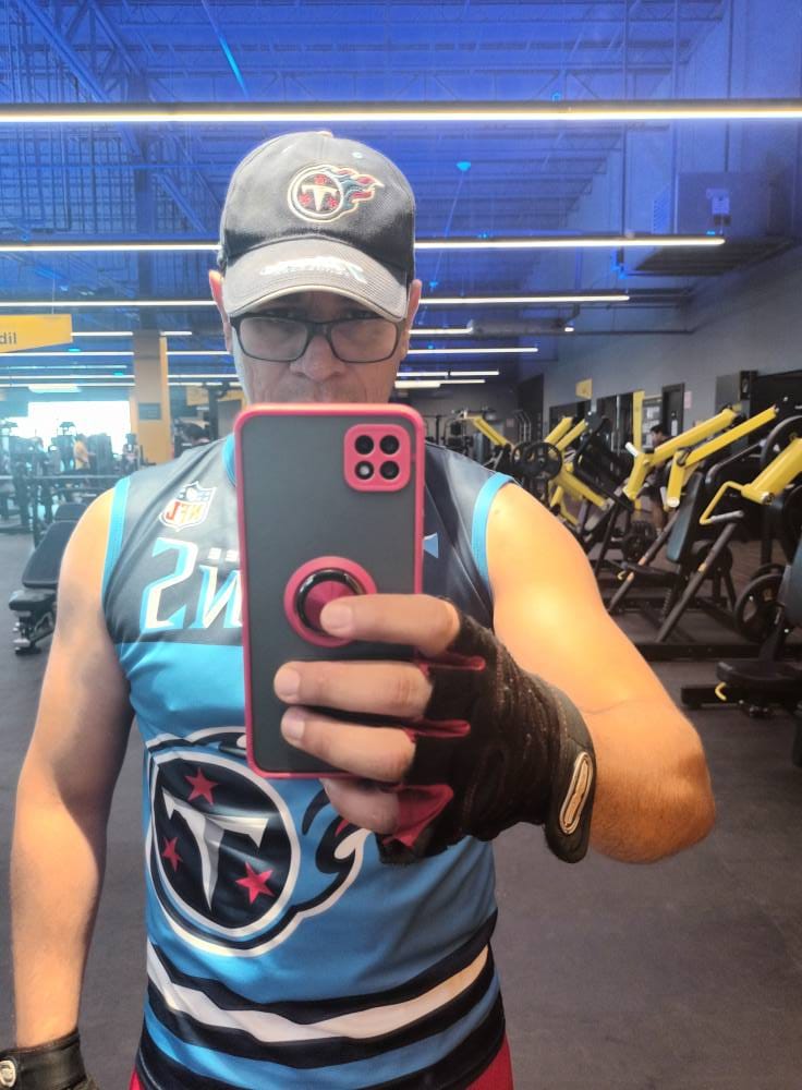 Customer photo review of Toalla Tennessee Titans
