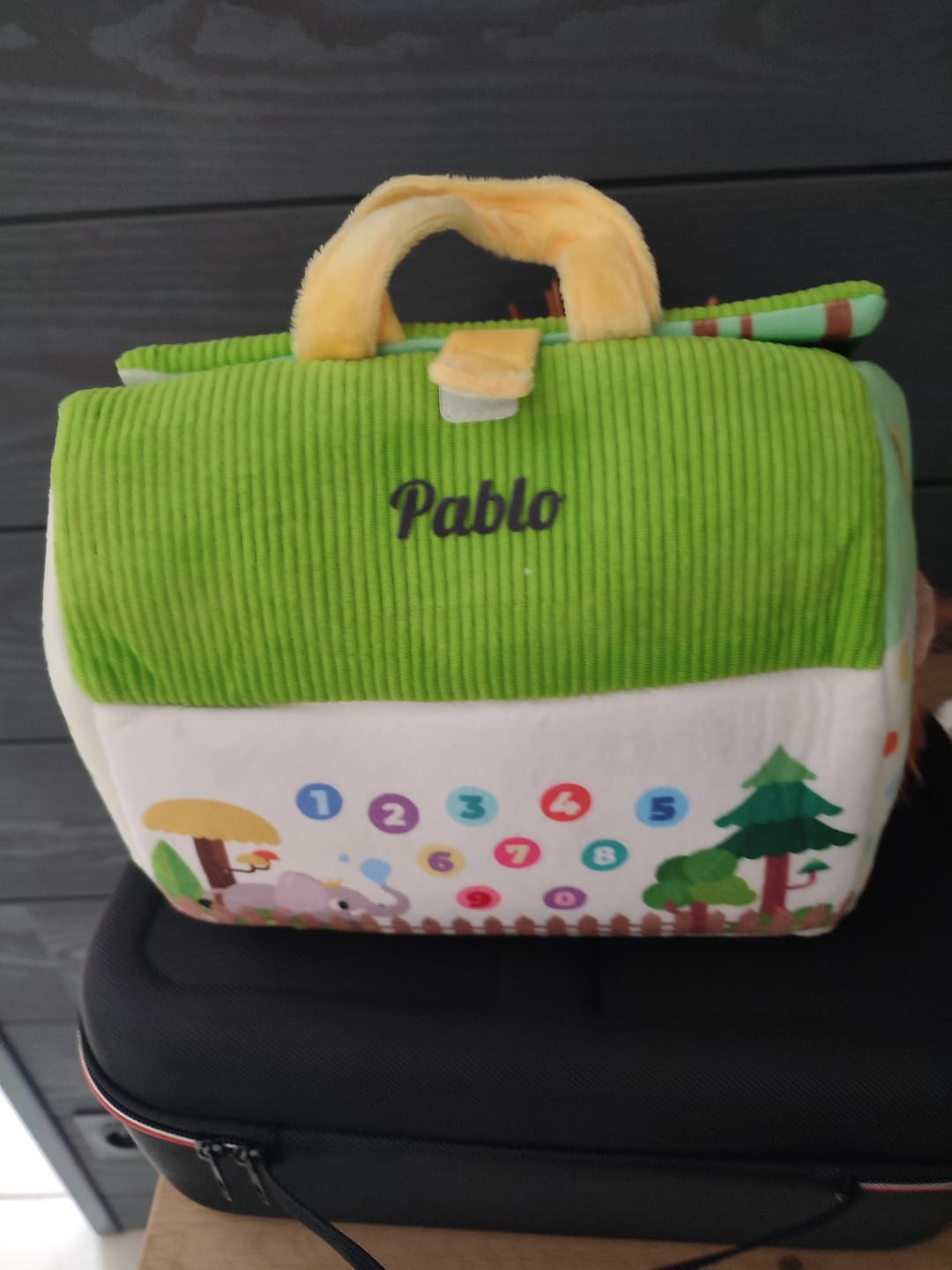 Customer photo review of Peluche personnalisée avec nom - animaux de zoo, animaux de ferme, chats et maisons pour chats