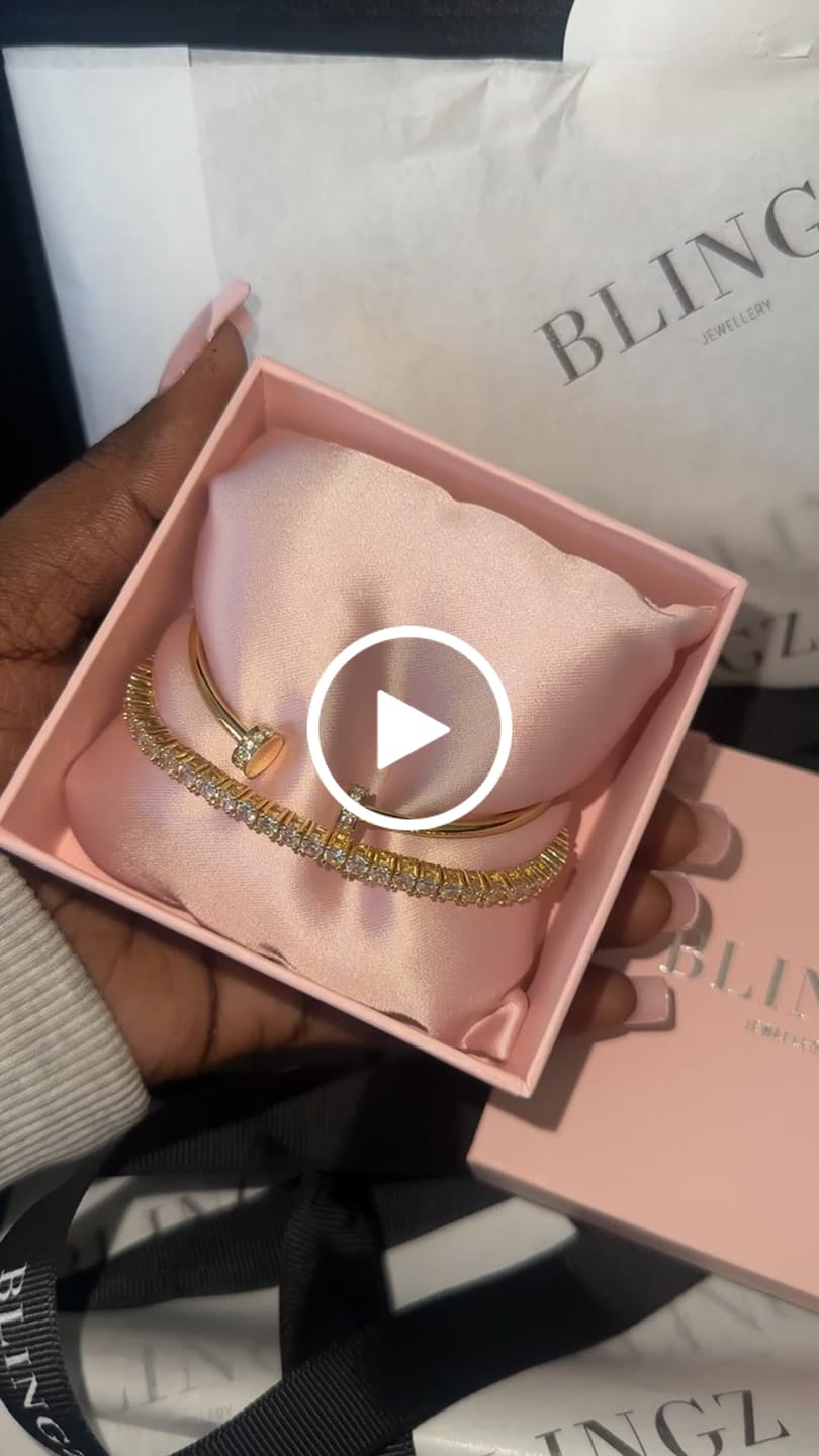 Customer video review of RAYE BANGLE - GOLD