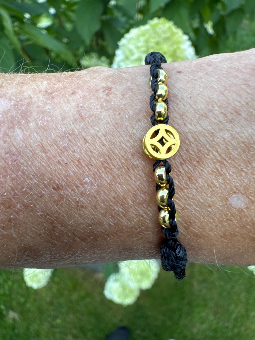 Customer photo review of Tibetisches Wunscharmband