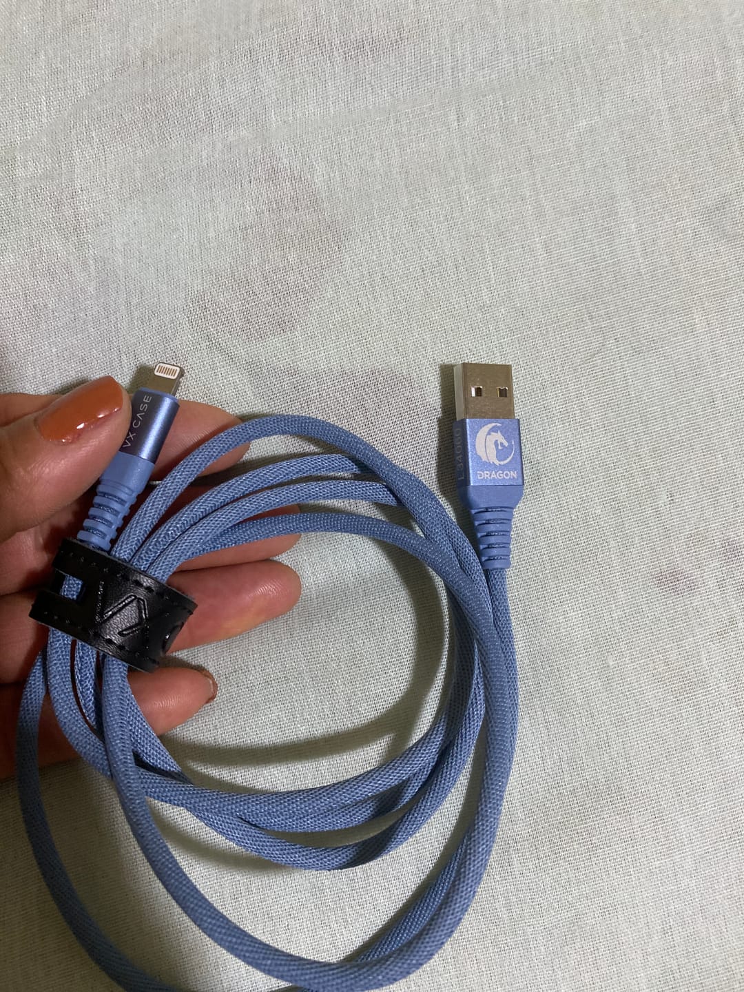 Customer photo review of Cabo para iPhone/iPad USB Lightning MFI Dragon 1,20m VX Case Azul